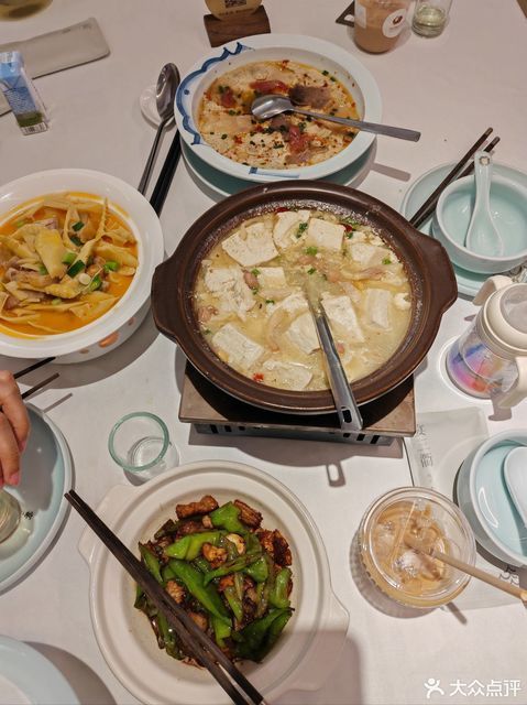 宴三衢 品尝地道衢州美食，尽享正餐服务的独特魅力